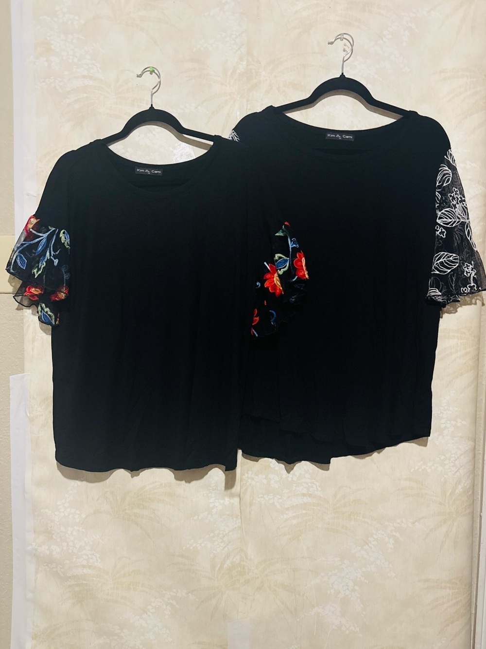 Kim & Cami Black Short Sleeve Top with Floral Ruffle Sleeves